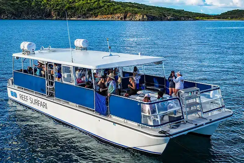 Reef Surfari Boat Shot 800 Reef Surfari Boat Shot 800